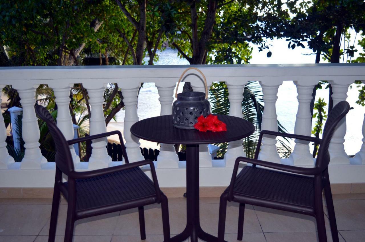 Sundown Beach Villa Glacis  외부 사진