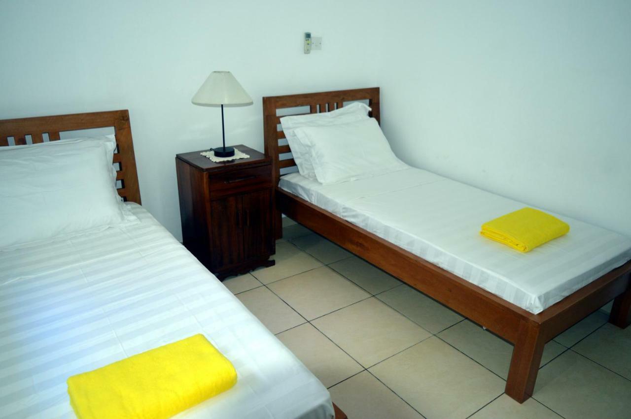 Sundown Beach Villa Glacis  외부 사진